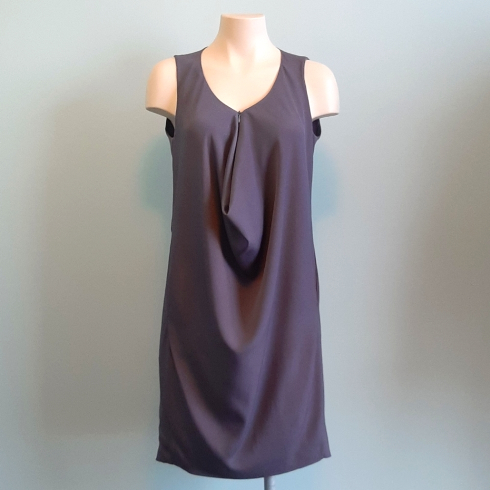 100% Silk sleeveless dress in gray color